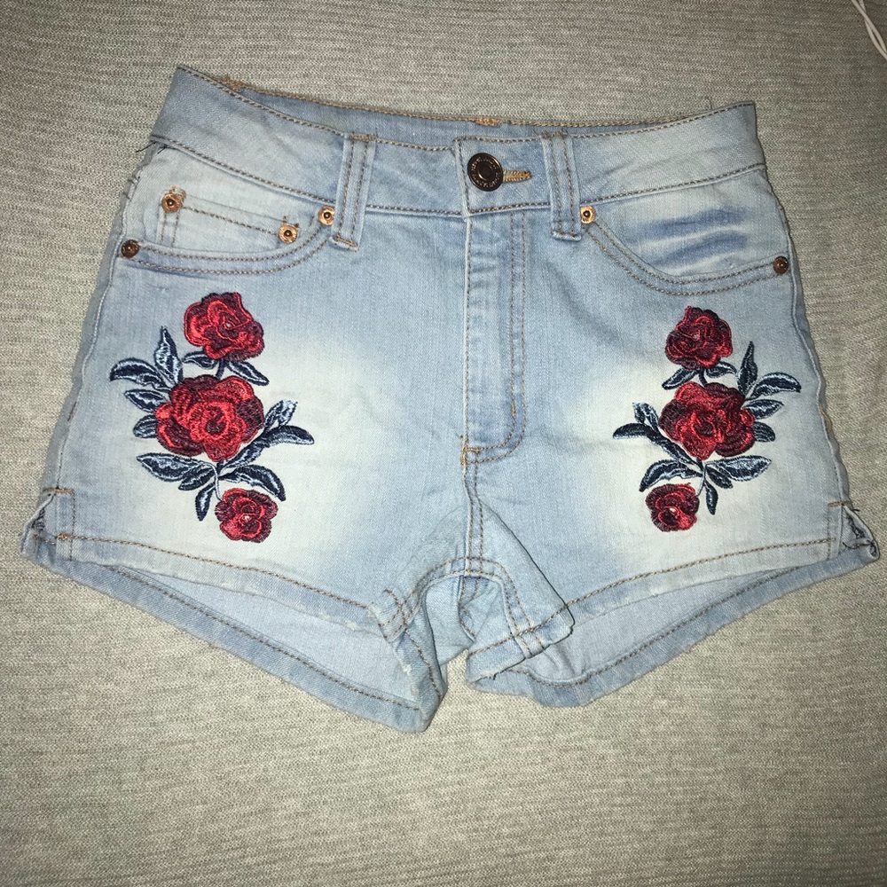 jean shorts 🌹